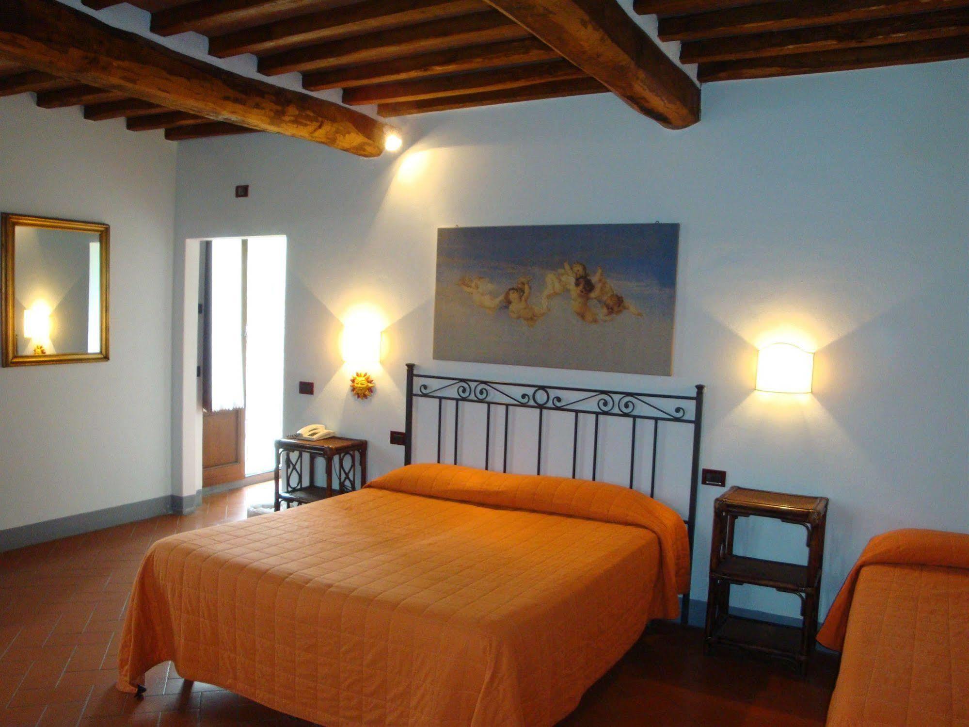 Hotel Le Vigne Villa  ภายนอก รูปภาพ